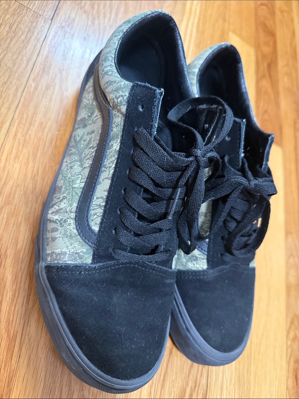 Vans Black Suede & Green Camo Old Skool Low-Top Sneakers